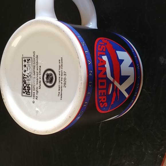 New York Islanders coffee mug - Picture 3 of 3